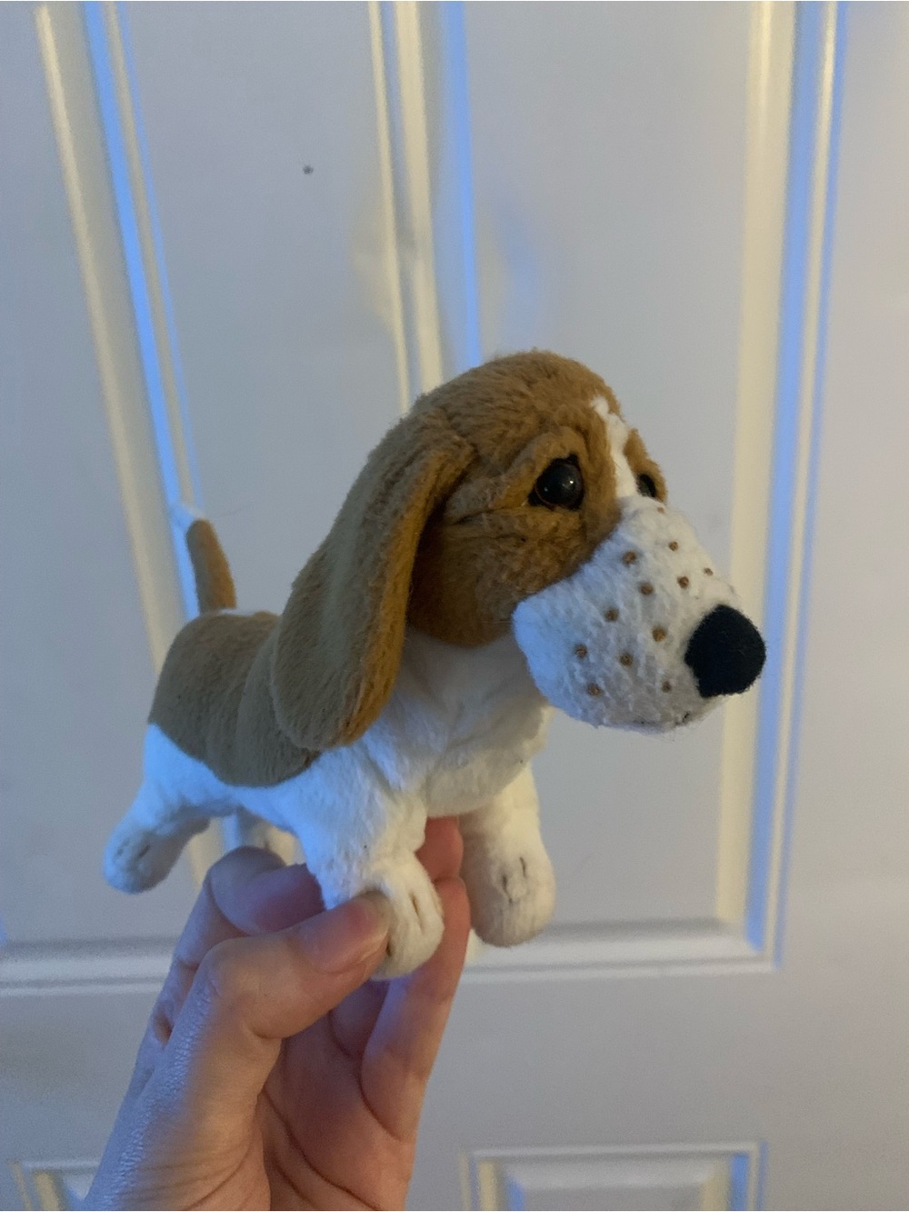 2001 American Girl Doll Basset Hound, GRACE, retired in 2023 Kit Kittredge plush